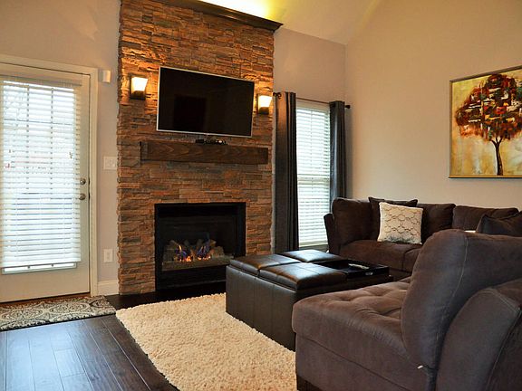 3rd image of 6819 Harvest Grove Ln