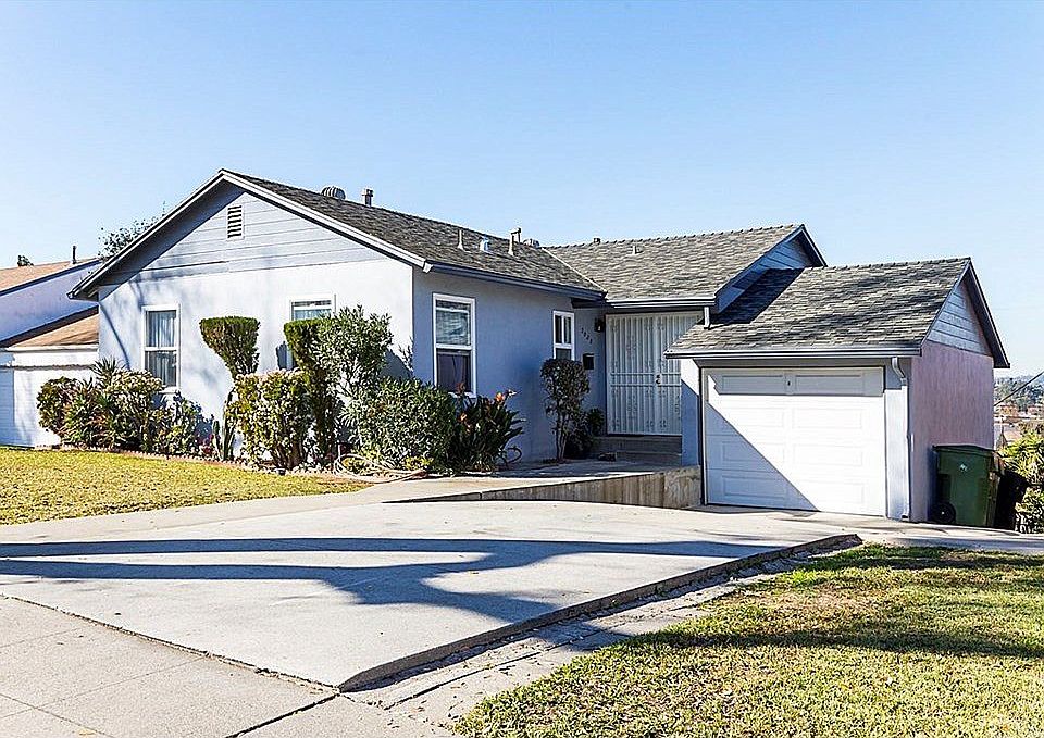 1st image of 3025 Montezuma Ave