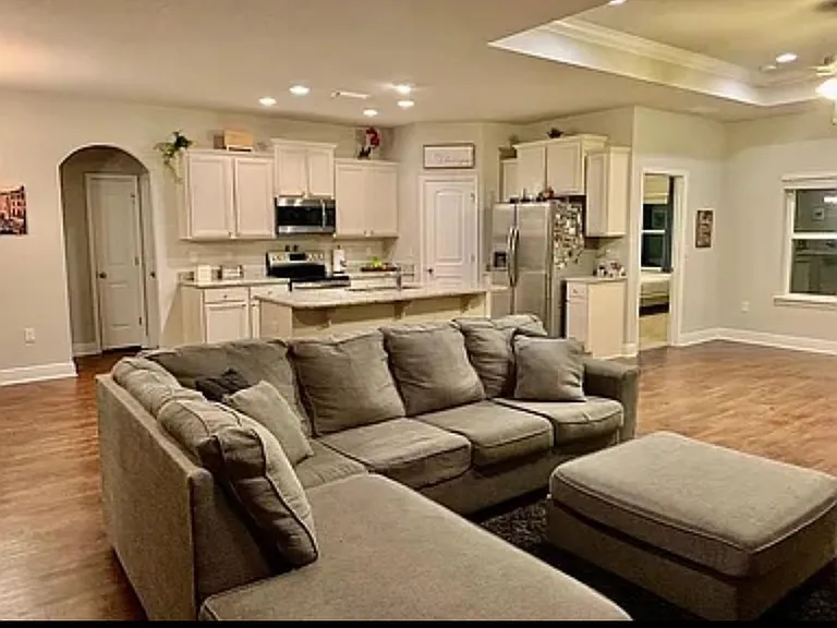 2598 Caldwell Cir — Photo 3
