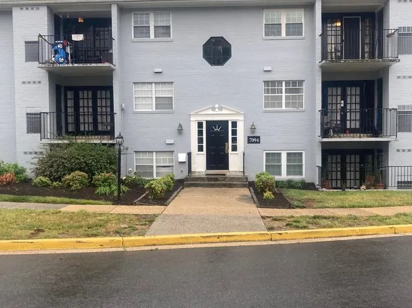 7094 Spring Garden Dr APT 202, Springfield, VA 22150