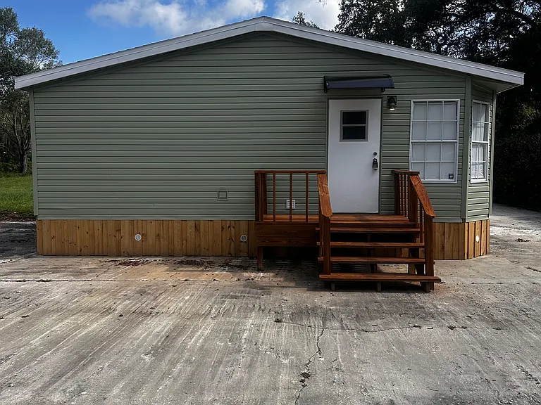 131 Oak Dr — Photo 4