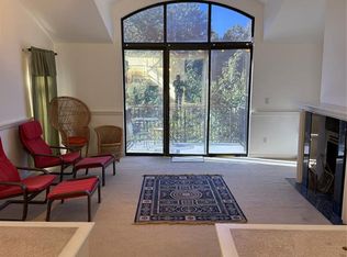2 Sinclair Ct, Teaneck, NJ 07666