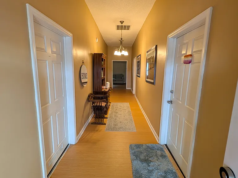 631 Pinkerton St — Photo 7