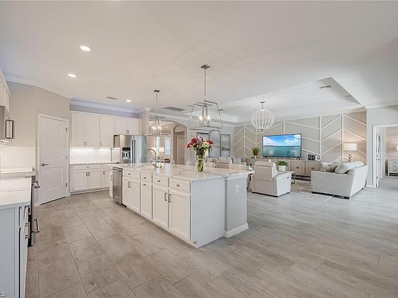 4th image of 11961 Bay Oak DR