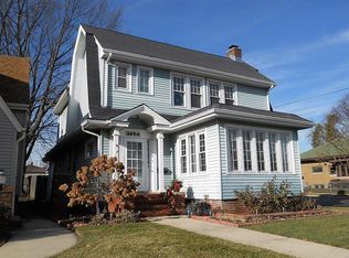 1654 Carlisle Ave, Racine, WI 53404