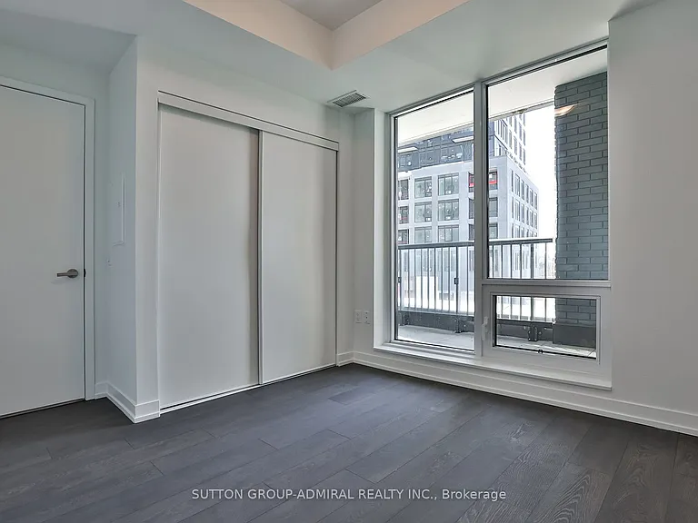 8868 Yonge St #207E — Photo 9