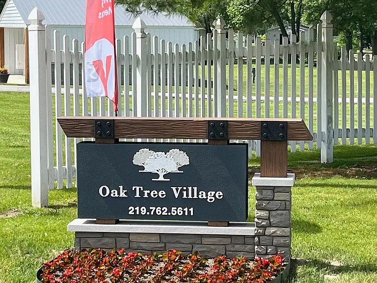Oak Tree Village — Photo 34