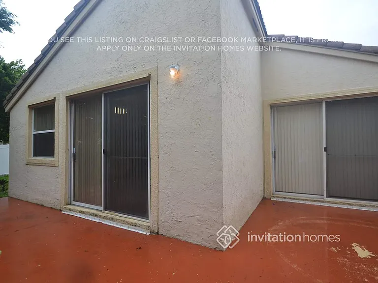 1457 NW 156th Ave — Photo 17