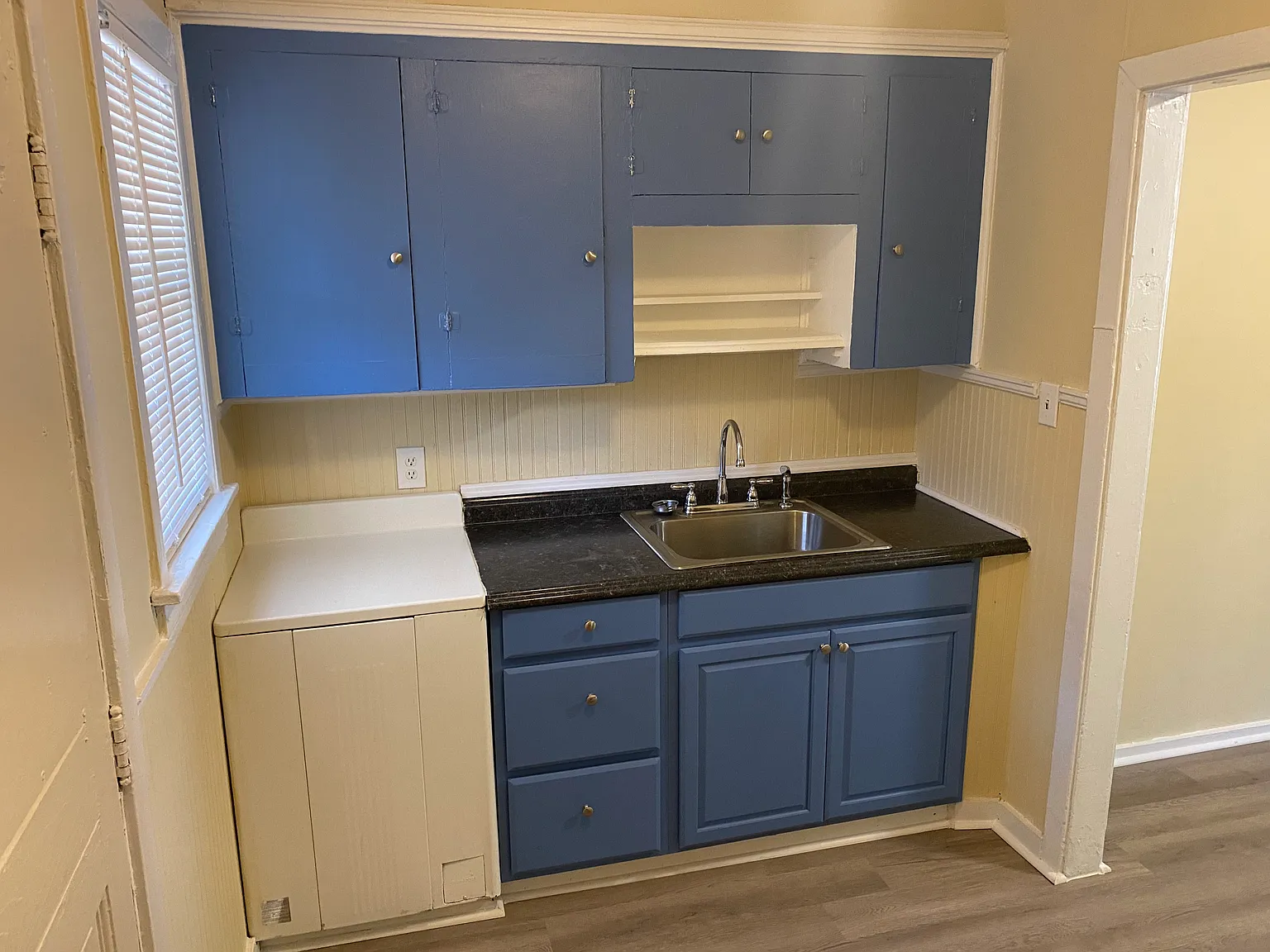 2 bed, 800 sqft, $1,500 — Photo 1