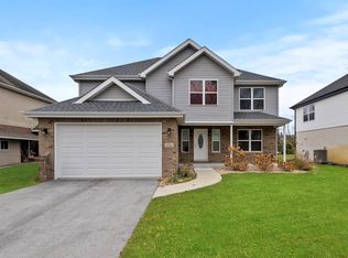 1516 Perry St, Crete, IL 60417