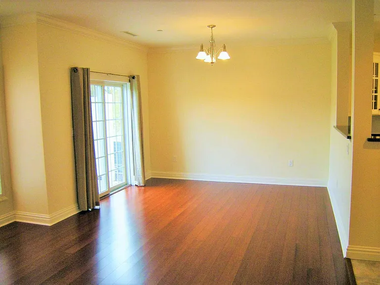 325 Ivy Trl — Photo 6