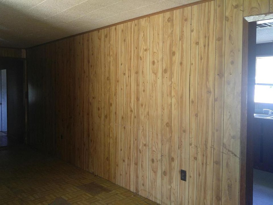 2nd image of 113 Nanoke Ln