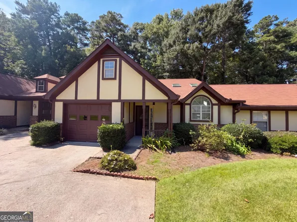 17 Dover Trl, Peachtree City, GA 30269