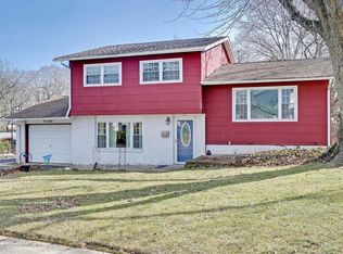 26 Arizona Ave, Jackson, NJ 08527