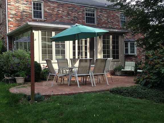 Custom Brick Patio