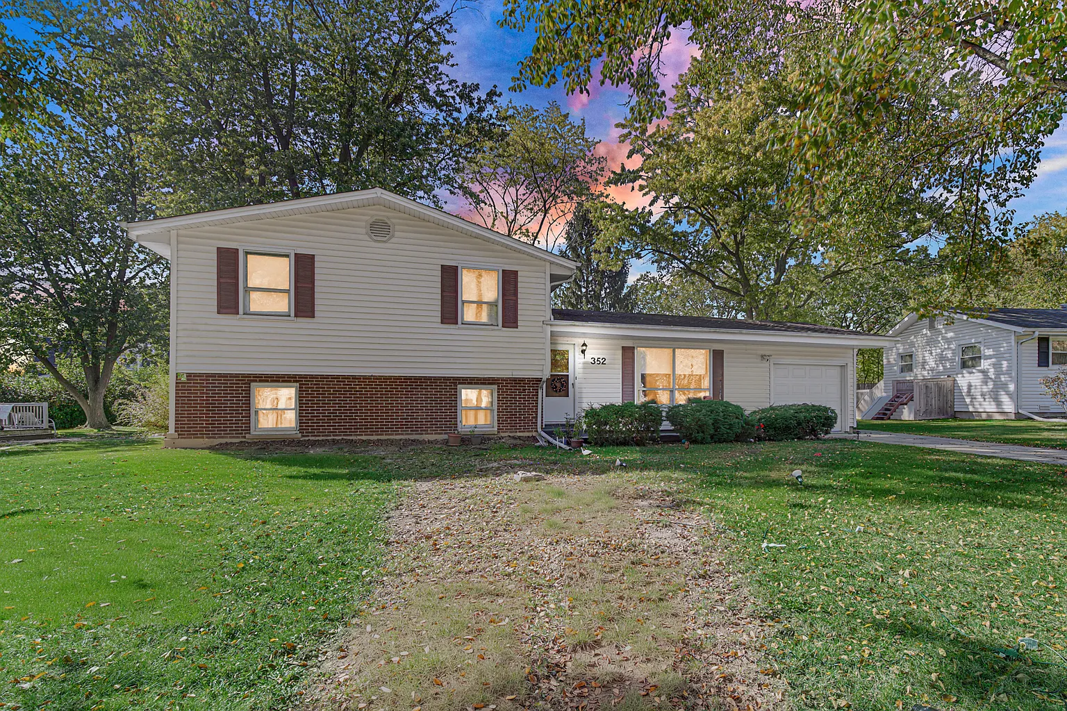 352 Sioux Ln photo 1