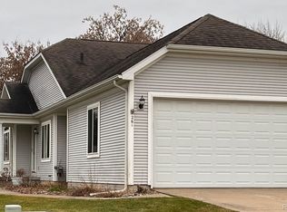 261 Aberdeen Ct, Flushing, MI 48433