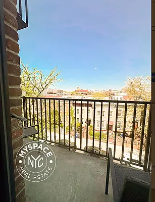 Rented by MySpaceNYC | media 3