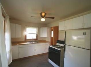 5654 N 58th St, Milwaukee, WI 53218