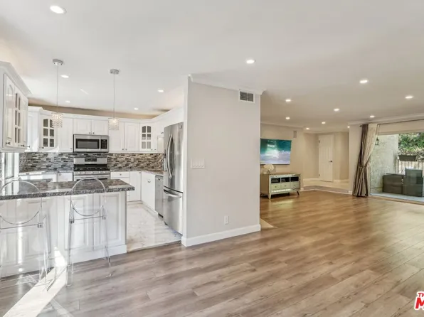 9549 Via Venezia, Burbank, CA 91504