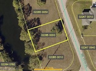 2406 NE 19th Pl, Cape Coral, FL 33909
