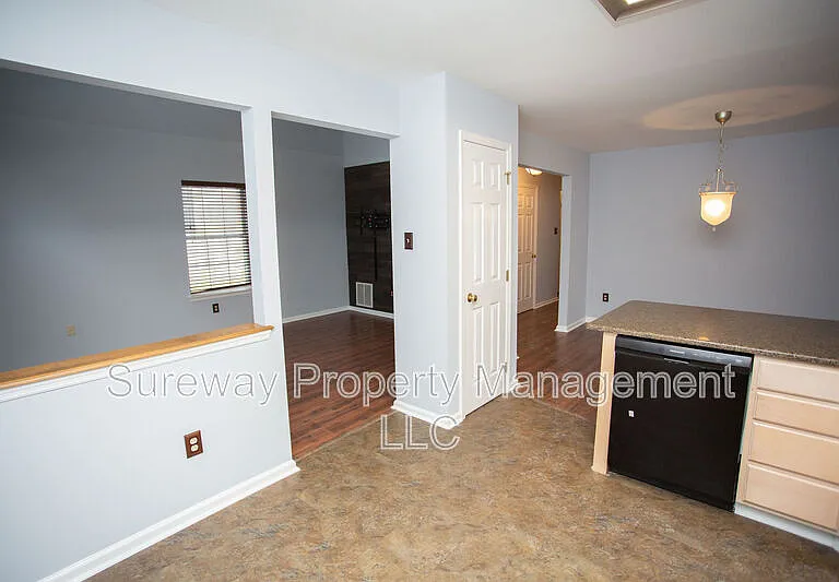 51 Meadow Ct — Photo 24