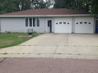 105 Prospect Ave, Dell Rapids, SD 57022