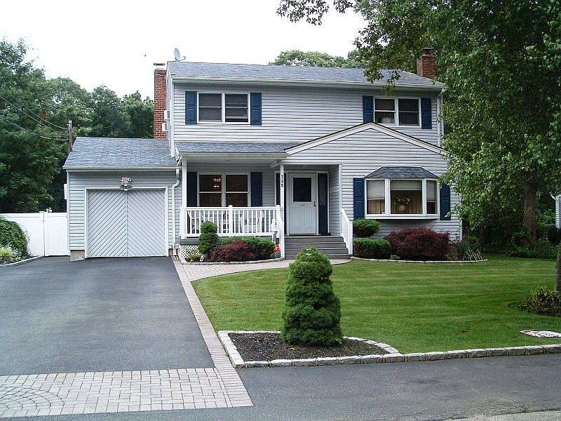 755 Sandra Ave, West Islip, NY 11795 Zillow