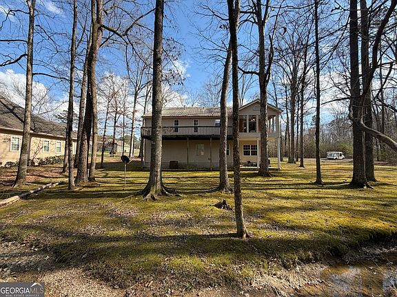 4th image of 607 W Cook Dr
