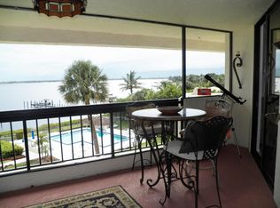 625 NW River Dr APT 405, Stuart, FL 34994