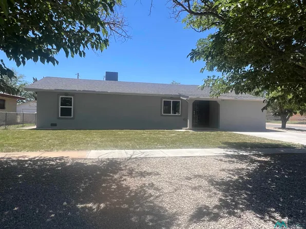 1514 W Hendricks St, Roswell, NM 88203