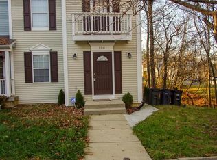 108 Manor Ter, Landover, MD 20785