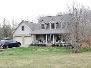 8000 S Sprague Rd, Columbus, IN 47201