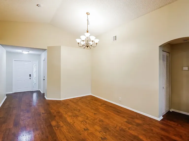 4192 SW 32nd Way — Photo 7