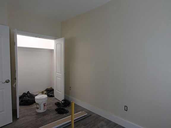 4th image of 129 Sherman Ave #3C