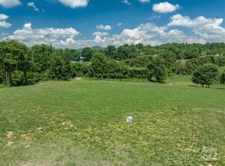 206 Soapstone Trl #69, Mills River, NC 28759