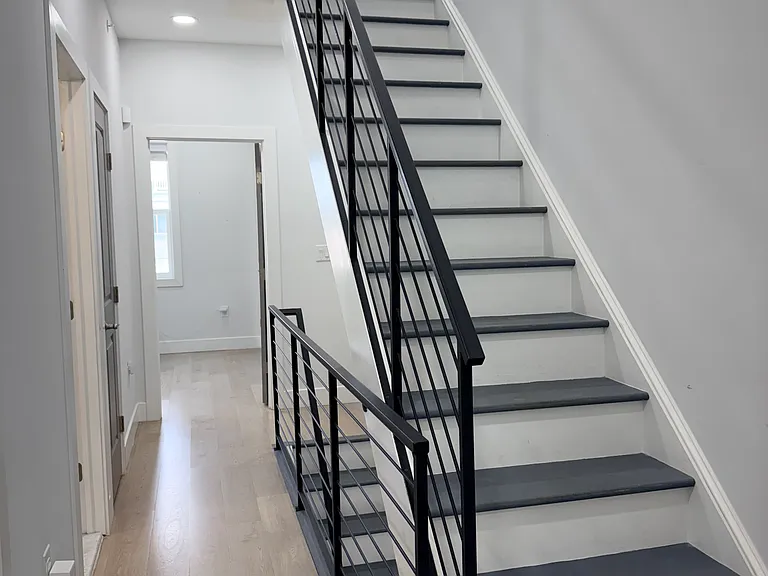 2239 Tasker St — Photo 34