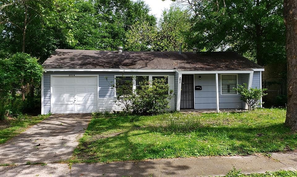 1st image of 2914 McCrarey Dr
