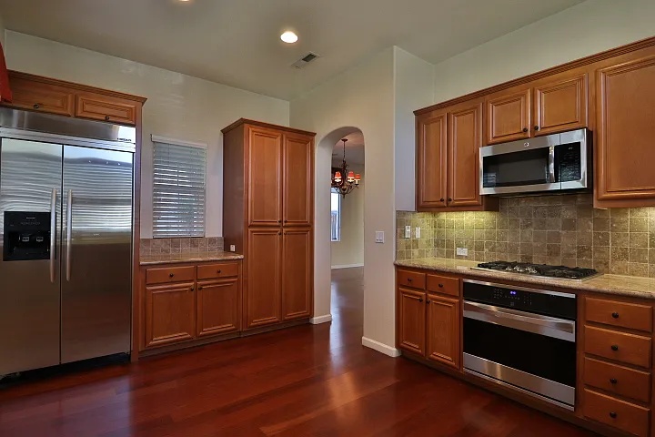 2300 Magnolia Bridge Dr — Photo 6
