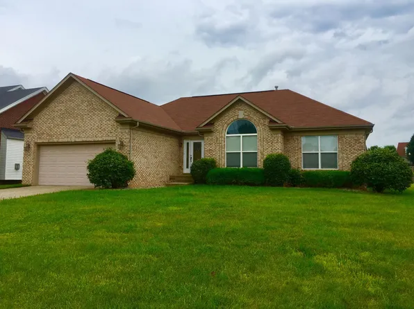 4505 Cherry Forest Cir, Louisville, KY 40245