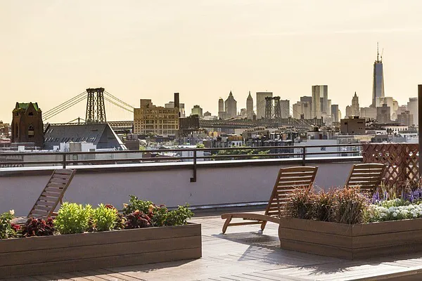 Rented by City View Living | media 18