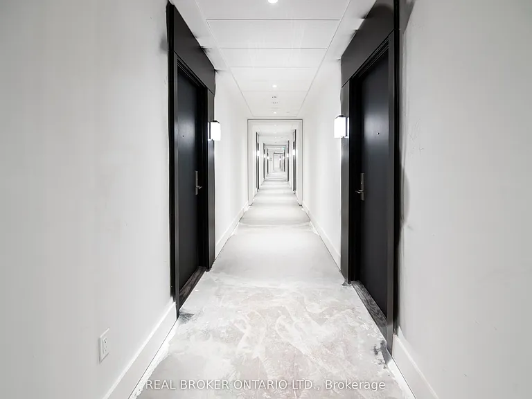 55 Duke St W #1101 — Photo 23