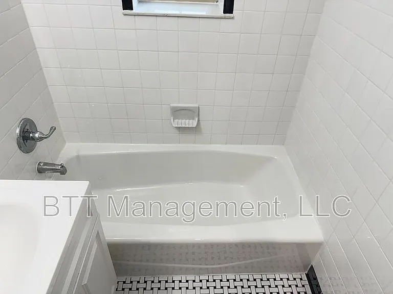 8804 Bradford Rd #1 — Photo 36