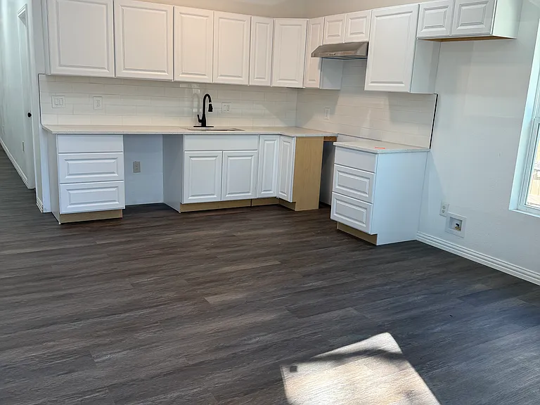 1438 W 6th Ave #1440 — Photo 4