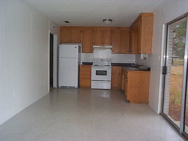 2nd image of 1200 S Gordon Ave