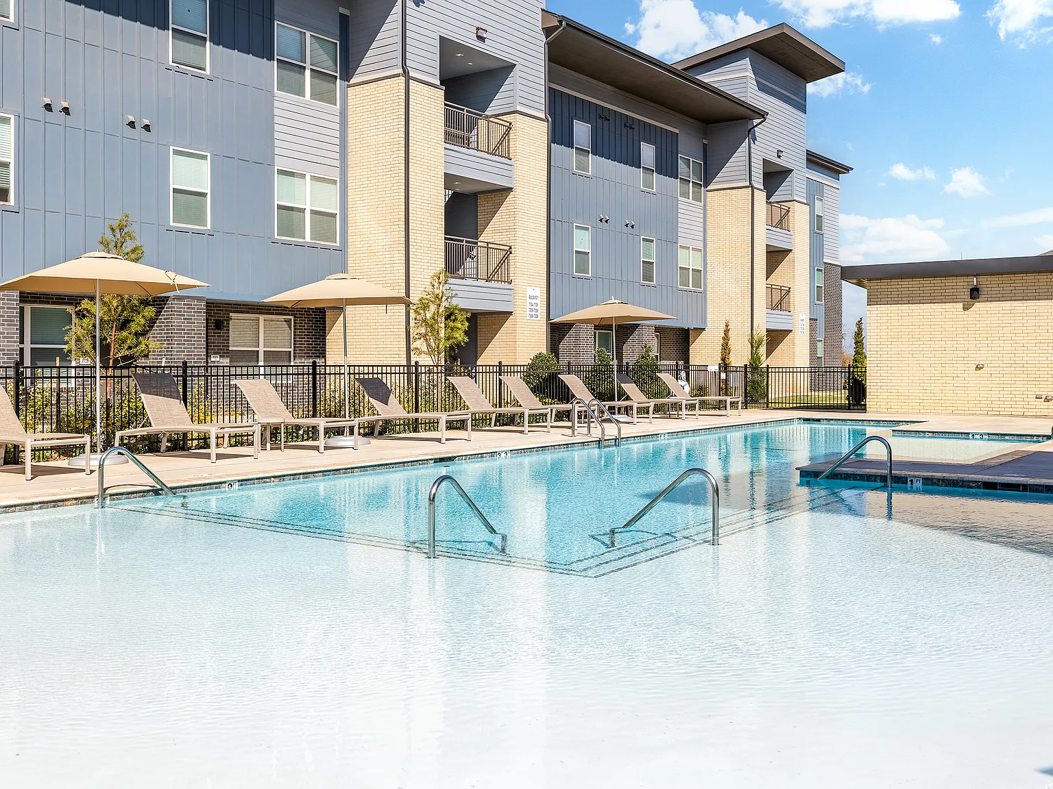 Westgate Park Residential — Photo 3