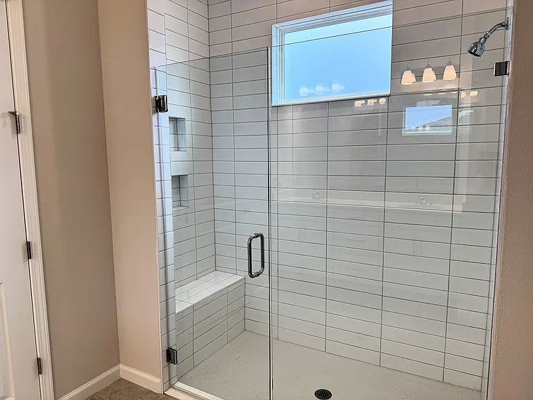 6 Blue Grotto Pl — Photo 32