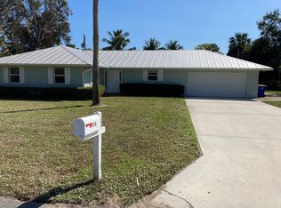 15 N Via Lucindia, Sewalls Point, FL 34996