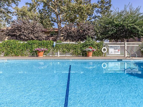 4th image of 4700 W Caldwell Ave #4704G
