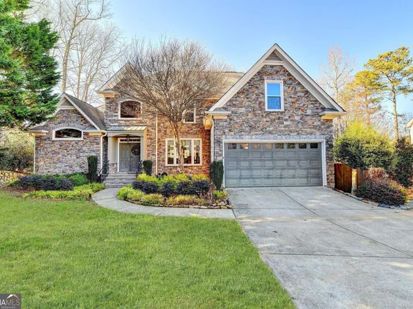 6815 Crofton Dr, Alpharetta, GA 30005